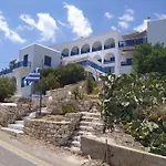 Corali Hotell Piso Livadi