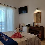 Hotell Corali Piso Livadi