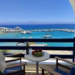 Hotel Corali Piso Livadi