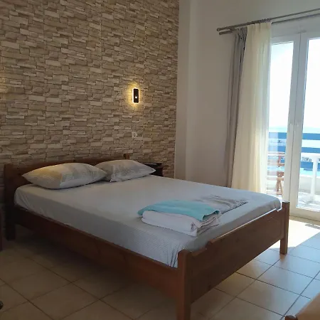Corali Piso Livadi