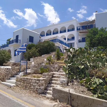 Corali Hotell Piso Livadi