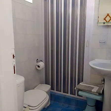 Corali Piso Livadi