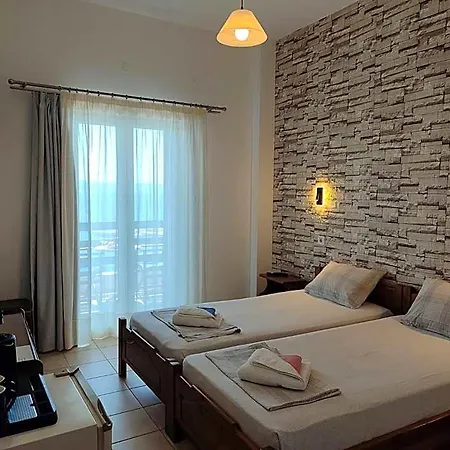 Corali Piso Livadi