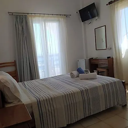 Corali Hotel 2*