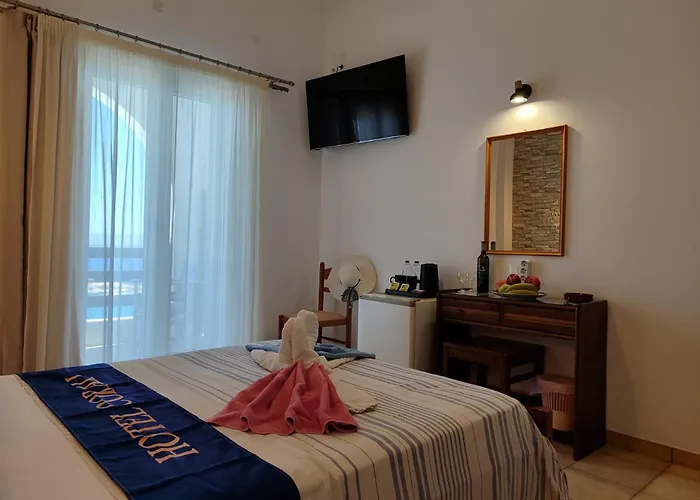 Hotel Corali Piso Livadi